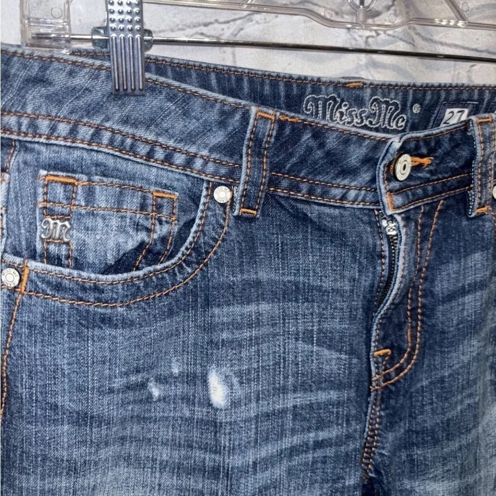 Miss Me Boyfriend Medium Wash Distressed Ankle Denim Jeans Women’s Size 27